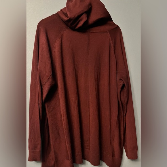 Deep Burgundy Away Hoodie w/ Nexk Cozyness & Kangaroo 🦘 Pockets w/ Zippers!! - Picture 8 of 8